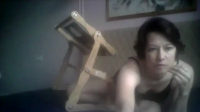 Snapshot of SunElizabeth chatting on 06.13.26 SunElizabeth online show from 06.13.26