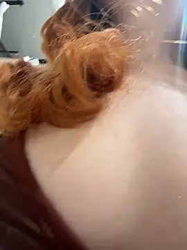 Snapshot of Mon_Cherry chatting on 02.18.26 Mon Cherry online show from 02.18.26