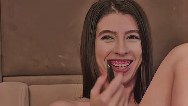 LunaWills  online show from 01.08.25