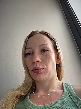 LavenderHot online show from 03.28.26