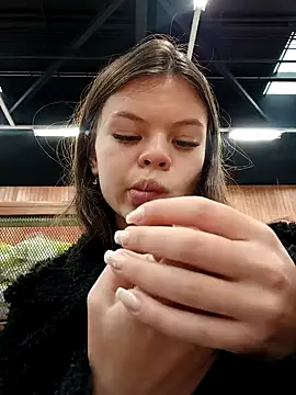 Violeta 12- online show from 02.12.25