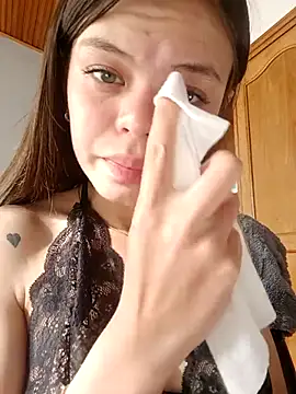 Snapshot of Violeta_12- chatting on 04.30.26 Violeta 12- online show from 04.30.26
