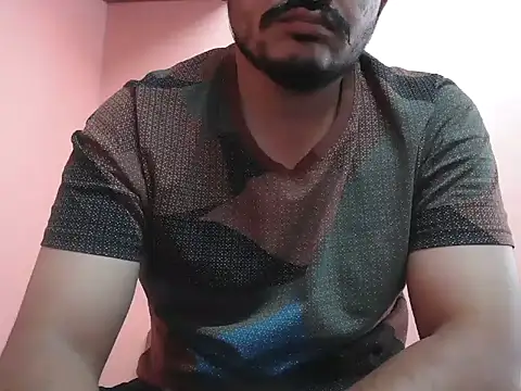 Snapshot of naughtymike0007 chatting on 02.14.26 naughtymike0007 online show from 02.14.26