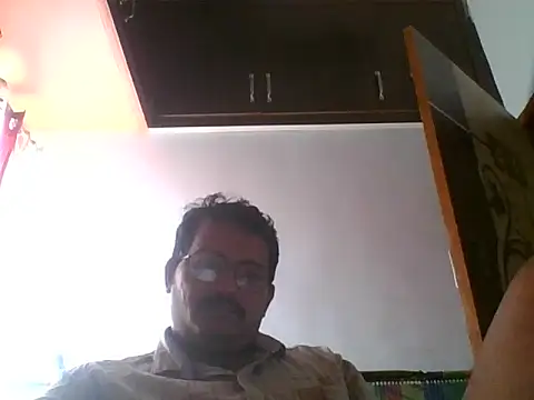 Snapshot of naughtymike0007 chatting on 02.18.26 naughtymike0007 online show from 02.18.26