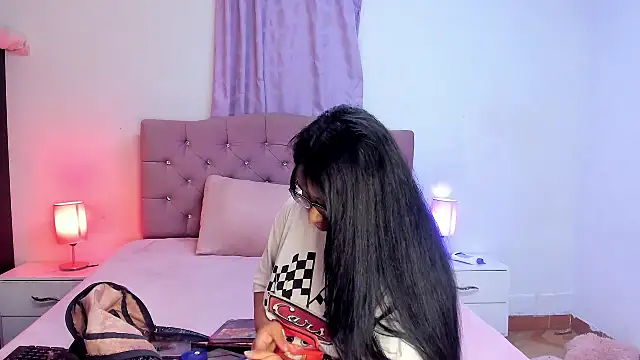 Latinabombsheell online show from 09.30.25