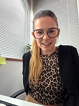 lucie mehott online show from 02.27.26