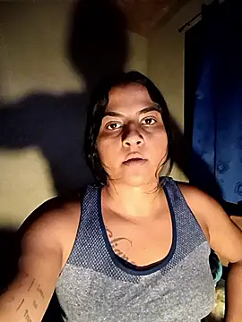 Giselabrunette25 online show from 09.18.25