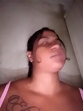 Snapshot of Giselabrunette25 chatting on 01.17.26 Giselabrunette25 online show from 01.17.26