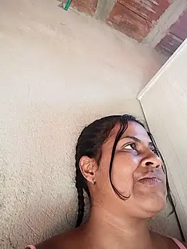 Snapshot of Giselabrunette25 chatting on 01.17.26 Giselabrunette25 online show from 01.17.26