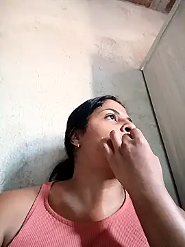 Snapshot of Giselabrunette25 chatting on 01.31.26 Giselabrunette25 online show from 01.31.26