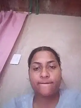 Snapshot of Giselabrunette25 chatting on 02.11.26 Giselabrunette25 online show from 02.11.26