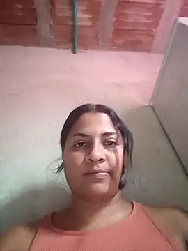 Snapshot of Giselabrunette25 chatting on 02.13.26 Giselabrunette25 online show from 02.13.26