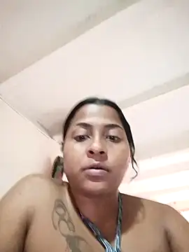 Snapshot of Giselabrunette25 chatting on 02.28.26 Giselabrunette25 online show from 02.28.26