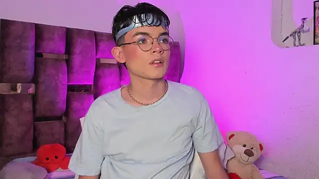 Angelo 018 online show from 01.03.25