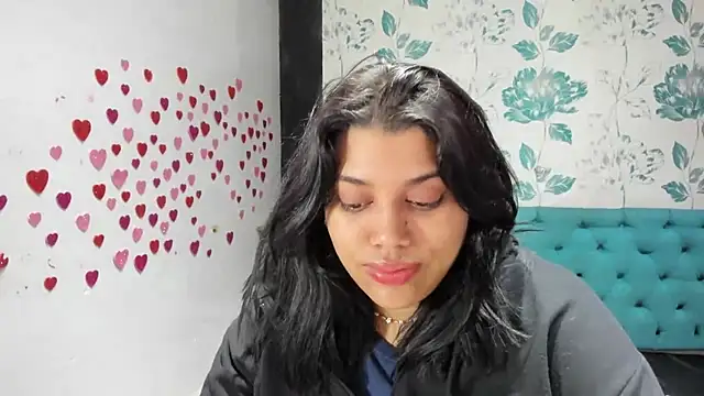 LindaBreeS online show from 03.07.25