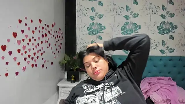 LindaBreeS online show from 03.12.25