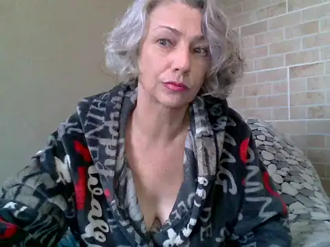 Snapshot of Lorie_Carrie chatting on 10.14.25 Lorie Carrie online show from 10.14.25