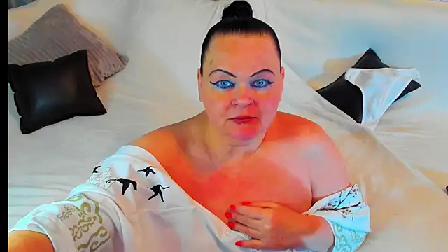 MilanaBiegert online show from 12.28.24