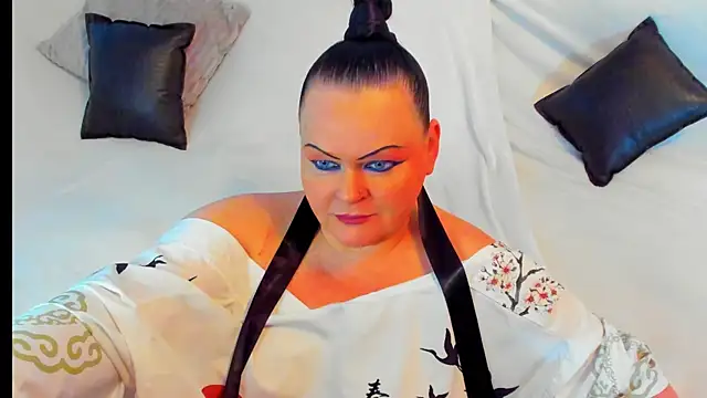 MilanaBiegert online show from 12.29.24