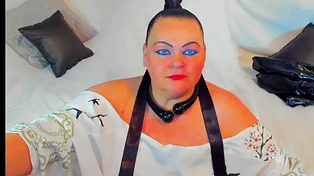 MilanaBiegert online show from 01.02.25