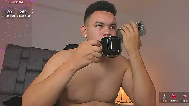Snapshot of jhotta_fox chatting on 03.19.26 jhotta fox online show from 03.19.26