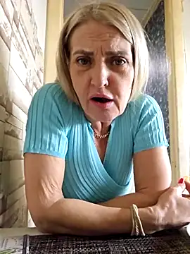 amelia blondy online show from 03.13.25