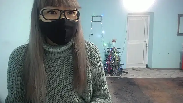 Snapshot of elllaaxx chatting on 01.01.25 elllaaxx online show from 01.01.25