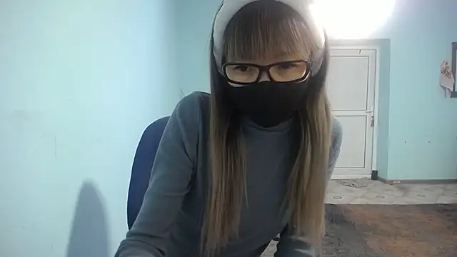 Snapshot of elllaaxx chatting on 01.24.25 elllaaxx online show from 01.24.25