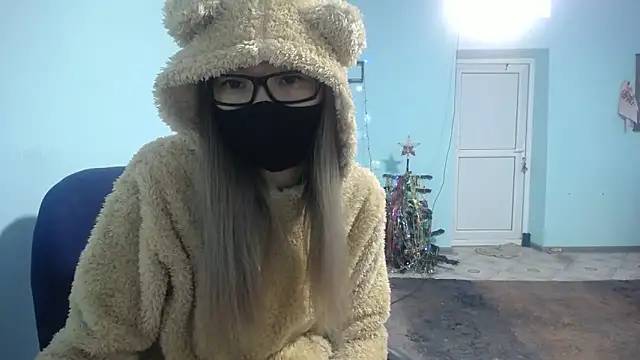 Snapshot of elllaaxx chatting on 01.26.25 elllaaxx online show from 01.26.25