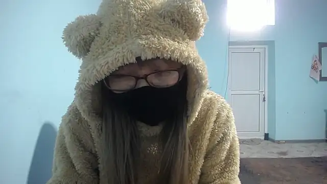 Snapshot of elllaaxx chatting on 02.10.25 elllaaxx online show from 02.10.25