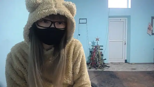 Snapshot of elllaaxx chatting on 02.11.25 elllaaxx online show from 02.11.25