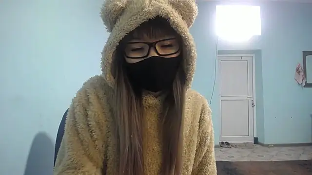 Snapshot of elllaaxx chatting on 03.02.25 elllaaxx online show from 03.02.25