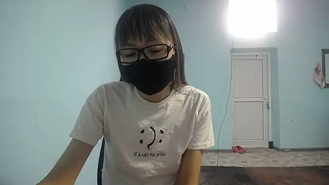Snapshot of elllaaxx chatting on 03.15.25 elllaaxx online show from 03.15.25