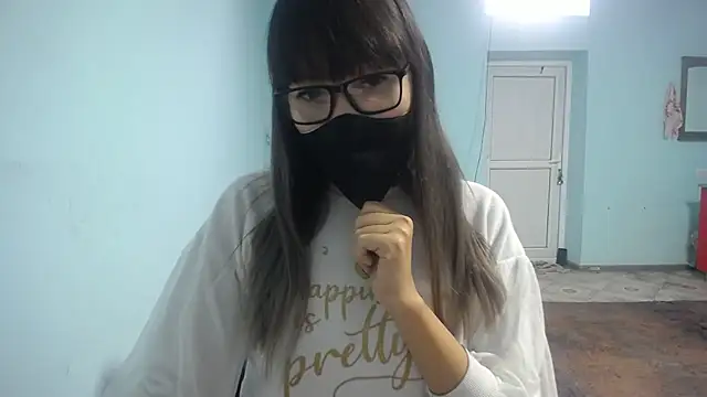 elllaaxx online show from 11.05.25