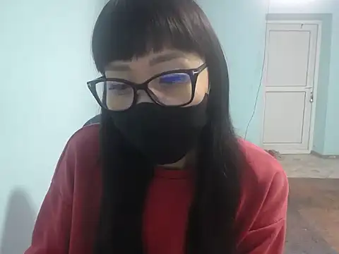 Snapshot of elllaaxx chatting on 04.19.26 elllaaxx online show from 04.19.26