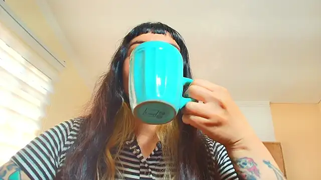 Naughty Kittenm online show from 12.03.25