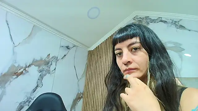 Snapshot of Naughty_Kittenm chatting on 05.19.26 Naughty Kittenm online show from 05.19.26