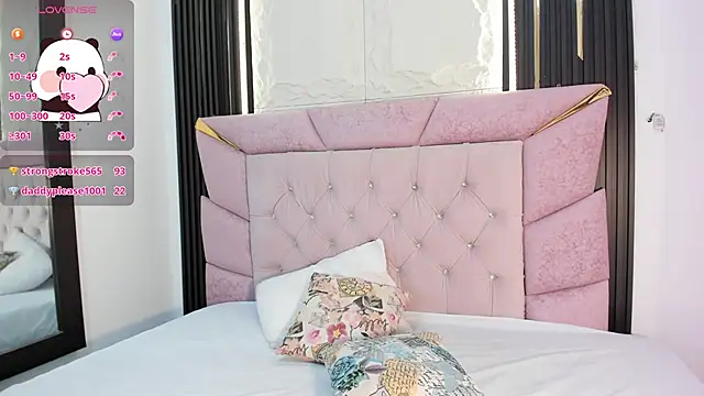 laurem-paulette online show from 01.31.25