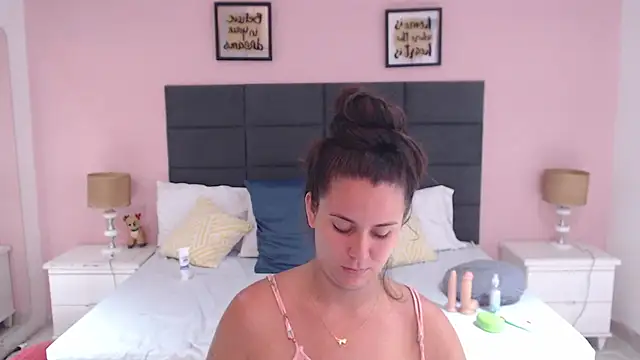 MadisonJenner online show from 01.08.25