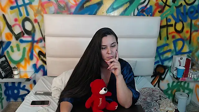 MadisonJenner online show from 12.17.25