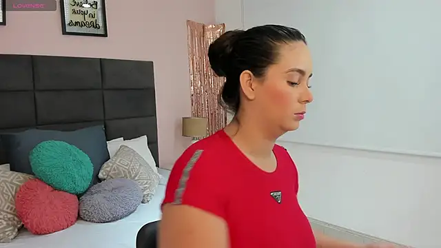 MadisonJenner online show from 02.13.26