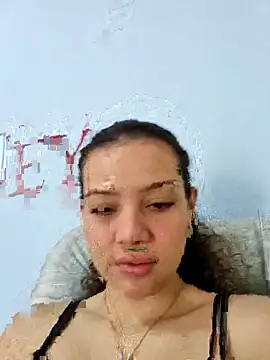 Snapshot of Angela_hank2 chatting on 11.11.25 Angela hank2 online show from 11.11.25