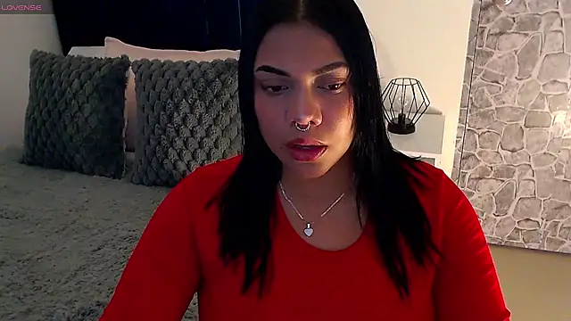 Snapshot of angela_santana_ chatting on 10.22.25 angela santana online show from 10.22.25