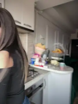 HotXMom online show from 03.17.26