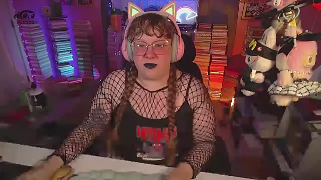 Snapshot of FatVeronica chatting on 07.03.26 FatVeronica online show from 07.03.26