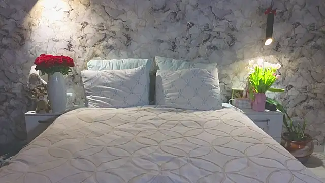 Aurora Golden1 online show from 03.13.26