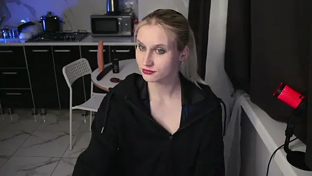 Snapshot of MertyXX chatting on 02.22.26 MertyXX online show from 02.22.26