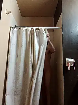 Snapshot of chicovergudo27 chatting on 12.22.24 chicovergudo27 online show from 12.22.24