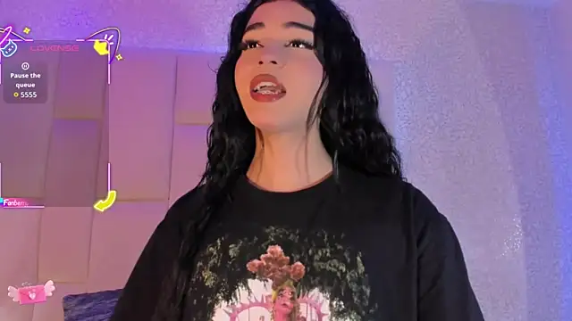 Summer walkerr online show from 09.09.25