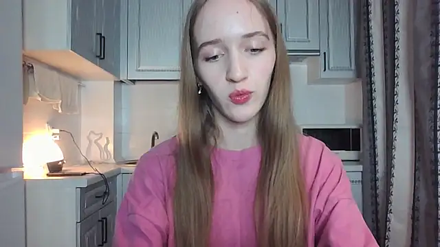 leslie my lovee online show from 09.14.25